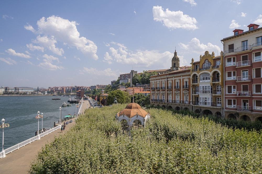 Puente Colgante Boutique Hotel Portugalete Exterior foto